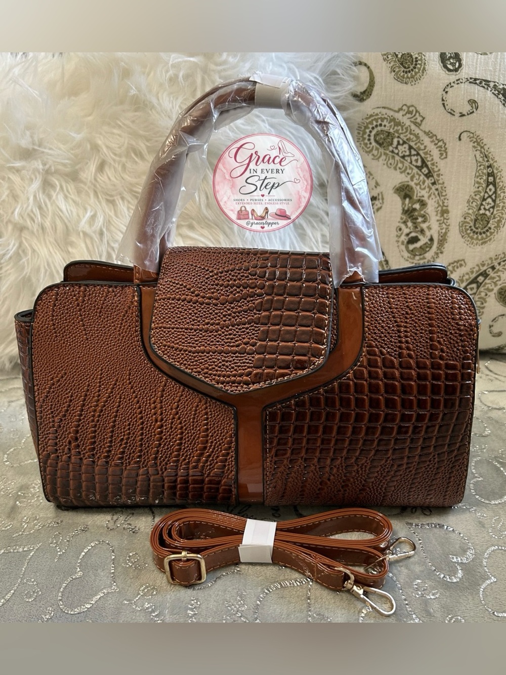 NWT Vyrmax, Small, Cognac Croc-Embossed Professional Satchel w/Detachable Strap